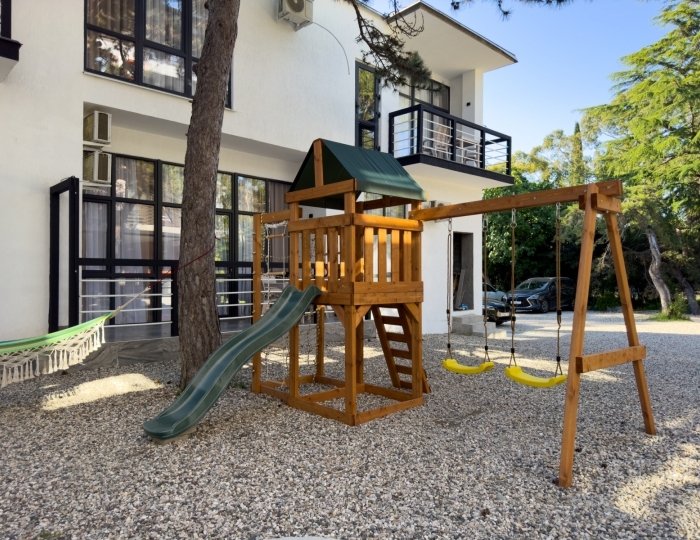 Услуги для детей - Отель Green Land Hotel / Грин Лэнд Цандрипш